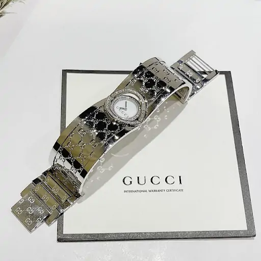 Đồng hồ Gucci nữ mặt tròn dây kim loại GUCCI YA112512